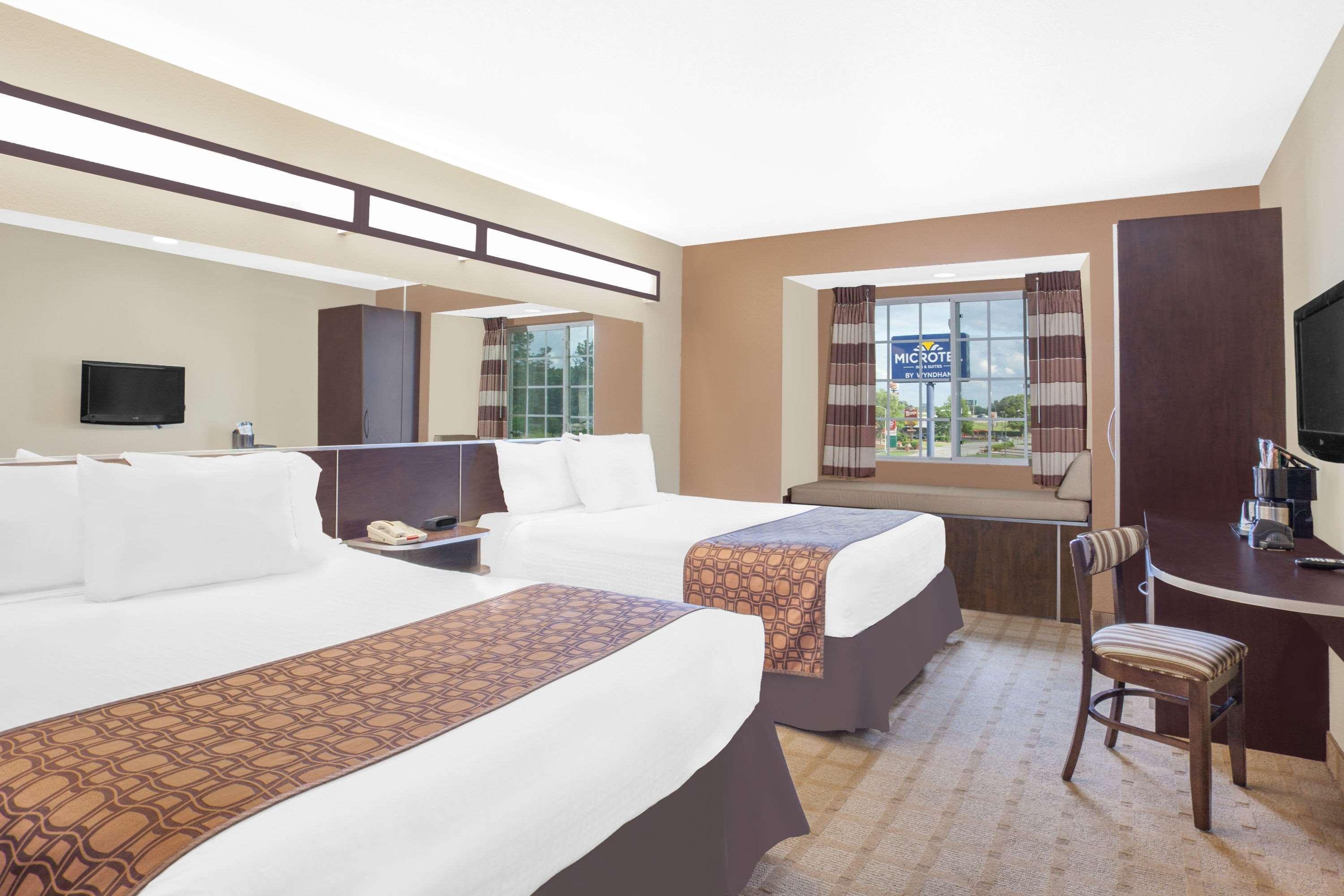 Microtel Inn & Suites By Wyndham Manchester - Newly Renovated Exterior foto