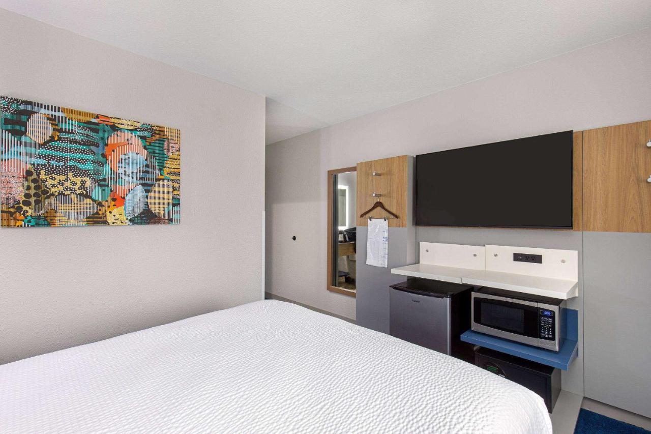 Microtel Inn & Suites By Wyndham Manchester - Newly Renovated Exterior foto